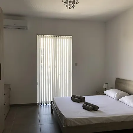 Thirtyfour Holiday Apartments St Paul'S Appartamento
